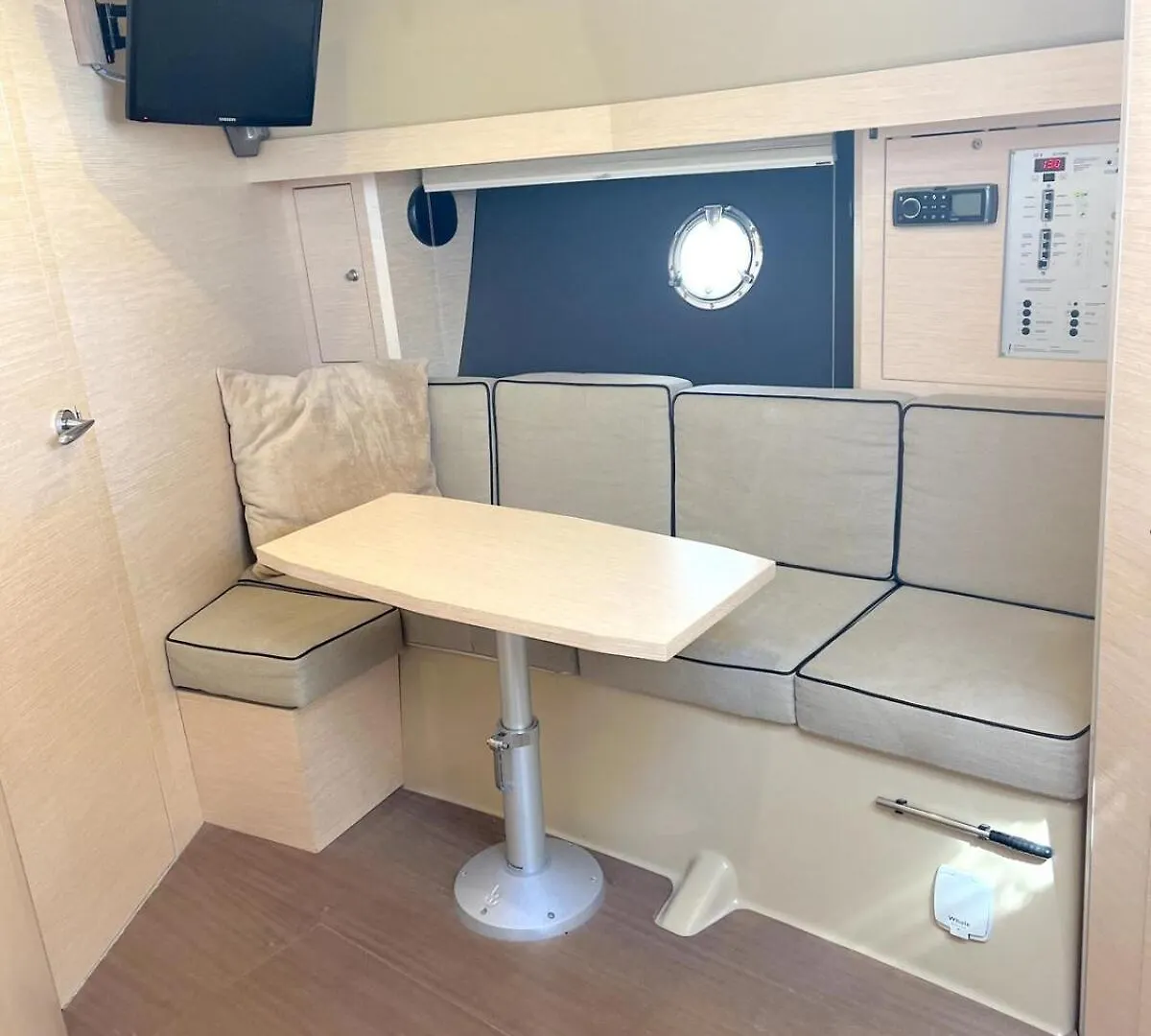 Cannes Bateau Port Centre